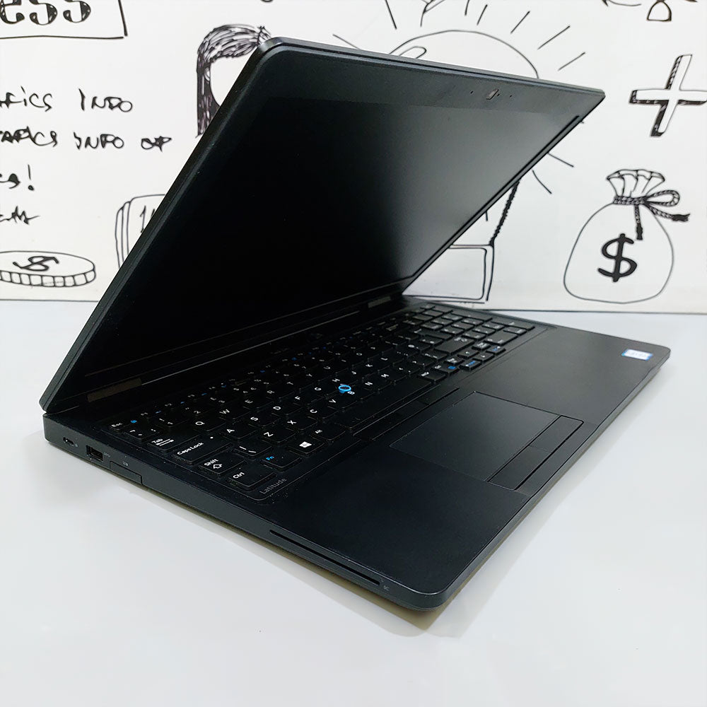 DELL 5580 I5 7TH , RAM 8G , 256 , INTEL , CAM , 15.6 FULLKEYBOORD