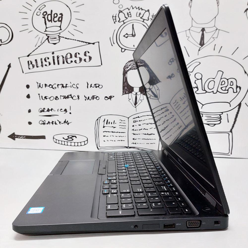 DELL 5580 I7-7820HQ RAM 8G HD 256G 2G NVIDIA CAM 15.6 FULLKEYBOORD جيل سابع السعر